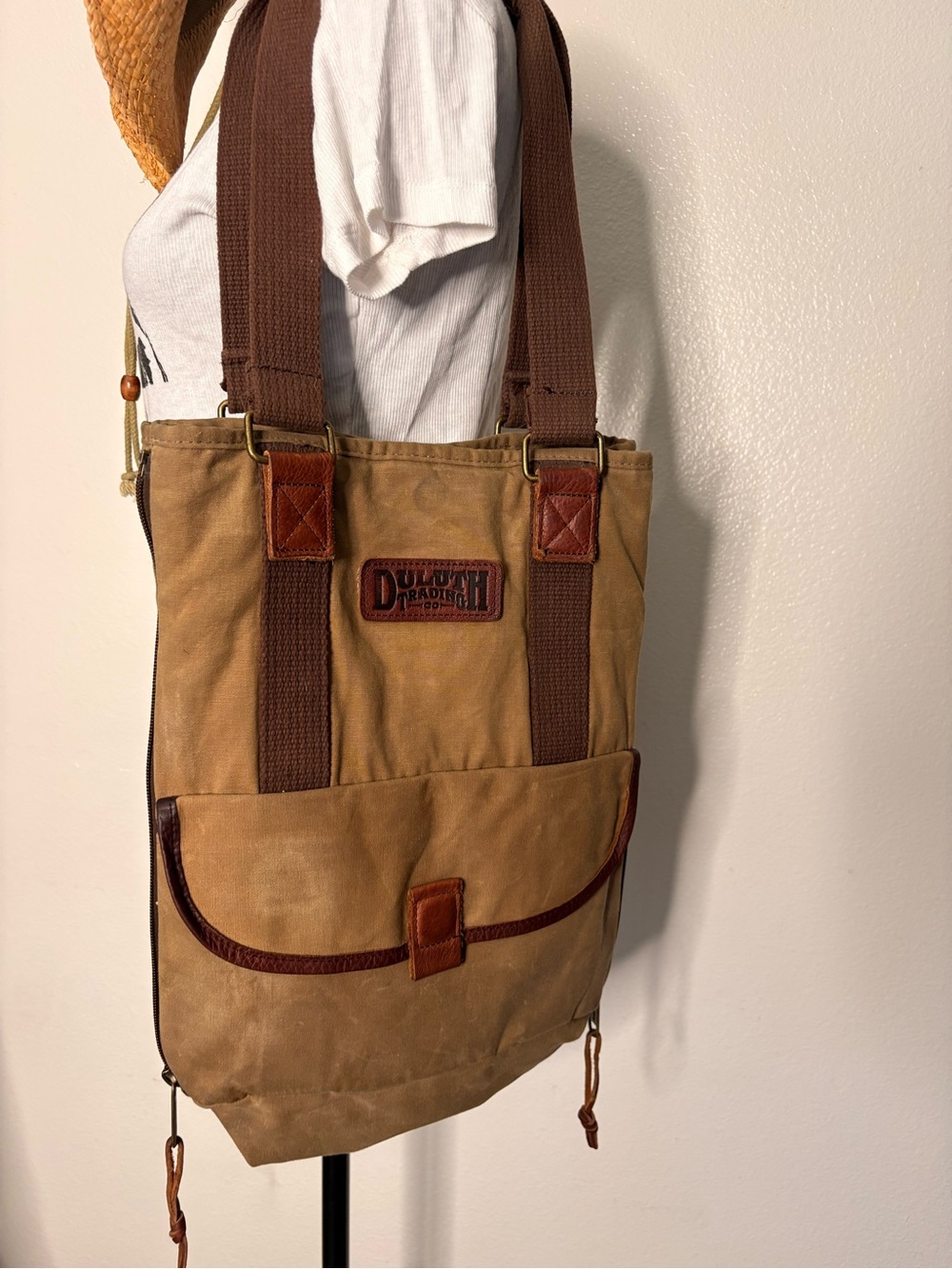 Duluth Trading Co brown  Canvas Messenger Bag with Brown Straps